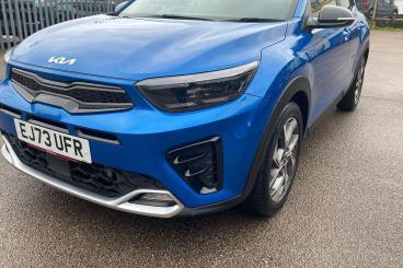 SPOTICAR Kia Stonic 1.0 T-gdi Mhev Gt-line S Dct Euro 6 (s/s) 5dr Used Car - Suv Hybrid Blue - Dartford - 1200583805_3