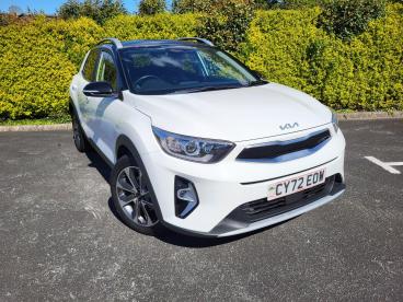 SPOTICAR Kia Stonic 1.0 T-gdi Mhev Connect Dct Euro 6 (s/s) 5dr Used Car - Suv Hybrid White - Llangefni - 1200592856_1