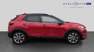 SPOTICAR Kia Stonic 1.0 T-gdi First Edition Euro 6 (s/s) 5dr Used Car - Suv Petrol Red - Liverpool - 1200607576_2