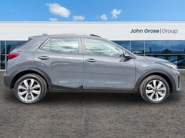 SPOTICAR Kia Stonic 1.0 T-gdi 2 Dct Euro 6 (s/s) 5dr Used Car - Suv Petrol Grey - Ipswich - 200609857_2