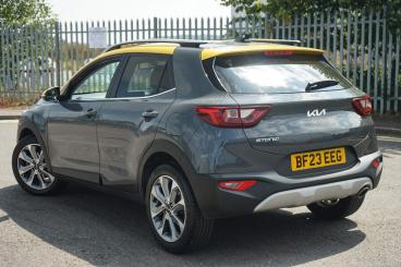 SPOTICAR Kia Stonic 1.0 T-gdi Quantum Euro 6 (s/s) 5dr Used Car - Suv Petrol Grey - Bromsgrove - 1200617970_2