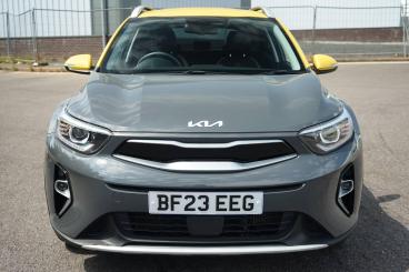 SPOTICAR Kia Stonic 1.0 T-gdi Quantum Euro 6 (s/s) 5dr Used Car - Suv Petrol Grey - Bromsgrove - 1200617970_3