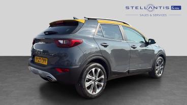 SPOTICAR Kia Stonic 1.0 T-gdi Quantum Euro 6 (s/s) 5dr Used Car - Suv Petrol Grey - Redditch - 1200618952_3