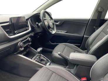 SPOTICAR Kia Stonic 1.0 T-gdi Mhev Gt-line S Dct Euro 6 (s/s) 5dr Used Car - Suv Hybrid Grey - Ashington - 1200621907_3