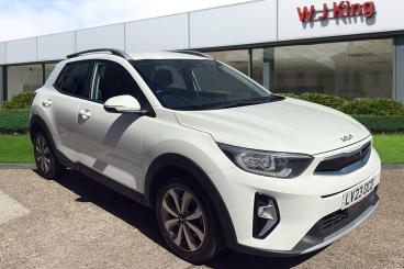 SPOTICAR Kia Stonic 1.0 T-gdi 2 Euro 6 (s/s) 5dr Used Car - Suv Petrol White - Dartford - 1200624934_1