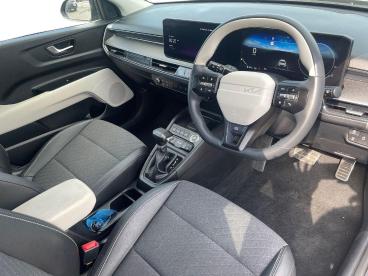 SPOTICAR Kia Stonic 1.0 T-gdi Mhev Gt-line S Dct Euro 6 (s/s) 5dr Used Car - Suv Hybrid Grey - Sheffield - 1200633002_5