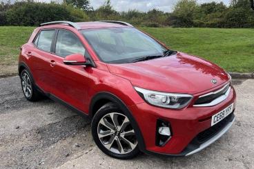 SPOTICAR Kia Stonic 1.0 T-gdi 2 Euro 6 (s/s) 5dr Used Car - Suv Petrol Red - Bridgend - 1200633491_1