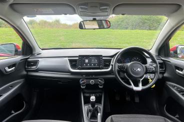 SPOTICAR Kia Stonic 1.0 T-gdi 2 Euro 6 (s/s) 5dr Used Car - Suv Petrol Red - Bridgend - 1200633491_4