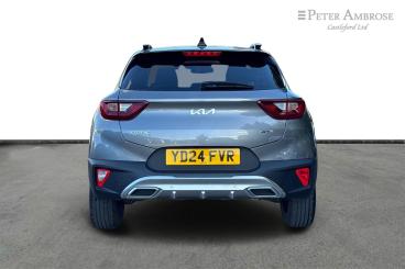 SPOTICAR Kia Stonic 1.0 T-gdi Mhev Gt-line S Dct Euro 6 (s/s) 5dr Used Car - Suv Hybrid Grey - Castleford - 1200638833_4