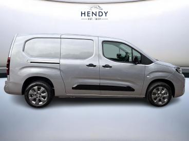 SPOTICAR Kia Stonic 1.0 T-gdi Mhev Gt-line Dct Euro 6 (s/s) 5dr Used Car - Suv Hybrid Grey - Tonbridge - 1200642194_2