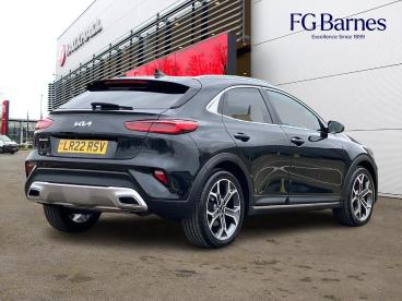 SPOTICAR Kia Xceed 1.5 T-gdi 3 Euro 6 (s/s) 5dr Used Car - Suv Petrol Black - Guildford - 1200545798_3