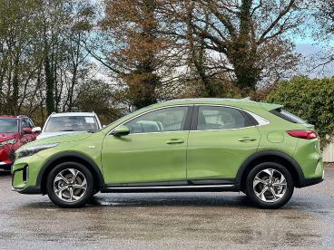 SPOTICAR Kia Xceed 1.5 T-gdi 2 Euro 6 (s/s) 5dr Used Car - Suv Petrol Green - Pontypridd - 1200563703_4
