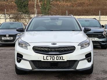 SPOTICAR Kia Xceed 1.6 Gdi 8.9kwh First Edition Dct Euro 6 (s/s) 5dr Used Car - Suv Plug-in Hybrid White - Pontypridd - 1200568275_2
