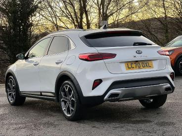 SPOTICAR Kia Xceed 1.6 Gdi 8.9kwh First Edition Dct Euro 6 (s/s) 5dr Used Car - Suv Plug-in Hybrid White - Pontypridd - 1200568275_5