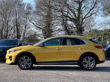 SPOTICAR Kia Xceed 1.4 T-gdi First Edition Euro 6 (s/s) 5dr Used Car - Suv Petrol Yellow - Pontypridd - 1200581587_4