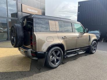 SPOTICAR Land Rover Defender 3.0 D250 Mhev X-dynamic Hse Auto 4wd Euro 6 (s/s) Used Car - Suv Diesel Brown - Eglinton - 1200585186_3