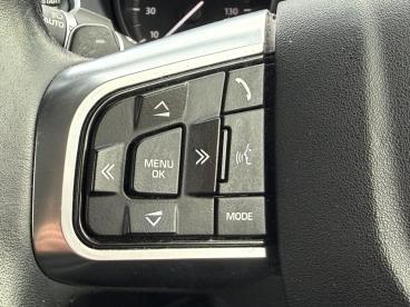 SPOTICAR Land Rover Discovery 2.0 Td4 Hse Auto 4wd Euro 6 (s/s) 5dr Used Car - Suv Diesel Black - Watford - 1200554648_3