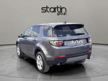 SPOTICAR Land Rover Discovery 2.0 Ed4 Se Tech Euro 6 (s/s) 5dr (5 Seat) Used Car - Suv Diesel Grey - Redditch - 1200594395_4