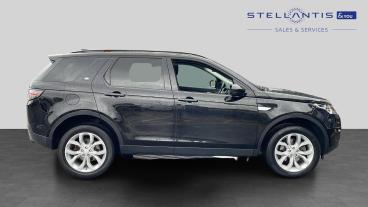 SPOTICAR Land Rover Discovery 2.0 Si4 Hse Auto 4wd Euro 6 (s/s) 5dr Used Car - Suv Petrol Black - Salford - 1200602670_2