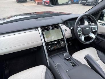 SPOTICAR Land Rover Discovery 3.0 D250 Mhev R-dynamic S Auto 4wd Euro 6 (s/s) 5d Used Car - Suv Diesel Black - Selby - 1200627539_2