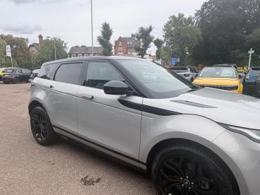 SPOTICAR Land Rover Range Rover Evoque 2.0 D200 Mhev R-dynamic Hse Auto 4wd Euro 6 (s/s) Used Car - Suv Diesel Silver - Leicester - 1200631376_5