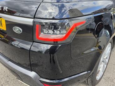 SPOTICAR Land Rover Range Rover Sport 3.0 Sd V6 Hse Auto 4wd Euro 6 (s/s) 5dr Used Car - Suv Diesel Black - Wakefield - 1200604332_5