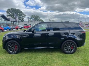 SPOTICAR Land Rover Range Rover Sport 3.0 D300 Mhev Dynamic Se Auto 4wd Euro 6 (s/s) 5dr Used Car - Suv Diesel Black - Darlington - 1200610768_4