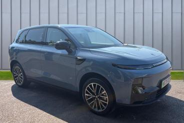 SPOTICAR Leapmotor B10 67.1kwh Auto 5dr Used Car - Suv Electric Blue - Taunton - 1200617646_1