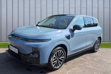 SPOTICAR Leapmotor B10 67.1kwh Auto 5dr Used Car - Suv Electric Blue - Taunton - 1200617646_4