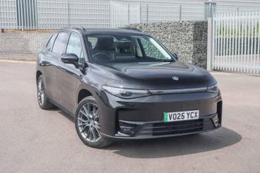 SPOTICAR Leapmotor C10 69.9kwh Auto 5dr Used Car - Suv Electric  - Bromsgrove - 1200519382_1