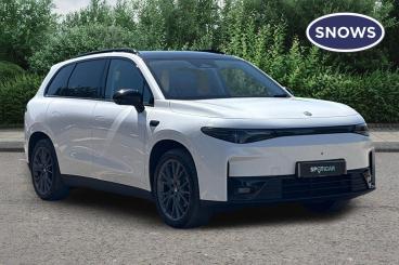 SPOTICAR Leapmotor C10 69.9kwh Auto 5dr Used Car - Suv Electric White - Basingstoke - 1200613771_1