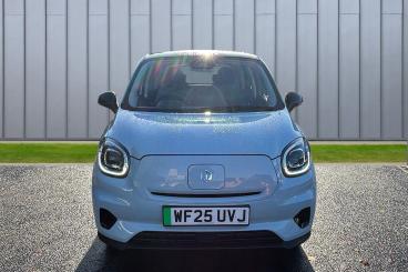 SPOTICAR Leapmotor T03 37.3kwh Auto 5dr Used Car - Saloon Electric Blue - Taunton - 1200553781_3