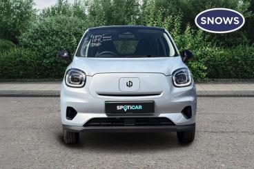 SPOTICAR Leapmotor T03 37.3kwh Auto 5dr Used Car - Saloon Electric Silver - Basingstoke - 1200605620_5