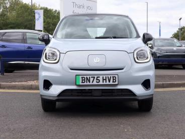 SPOTICAR Leapmotor T03 37.3kwh Auto 5dr Used Car - Saloon Electric Silver - Bromsgrove - 1200625056_3