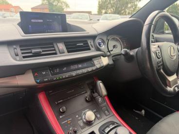 SPOTICAR Lexus Ct 1.8 200h F Sport E-cvt Euro 6 (s/s) 5dr Used Car - Saloon Hybrid Black - Billinghay - 1200622428_5