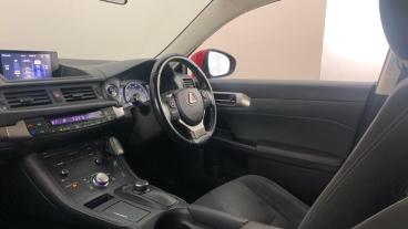 SPOTICAR Lexus Ct 1.8 200h Se (plus Pack) Cvt Euro 6 (s/s) 5dr Used Car - Saloon Hybrid Red - Birmingham - 1200640845_2