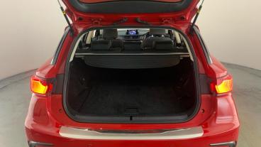 SPOTICAR Lexus Ct 1.8 200h Se (plus Pack) Cvt Euro 6 (s/s) 5dr Used Car - Saloon Hybrid Red - Birmingham - 1200640845_5