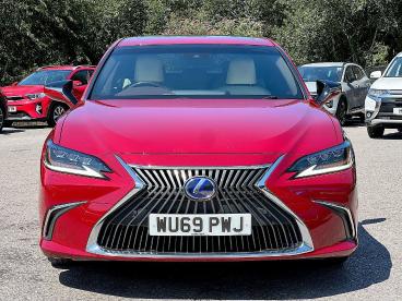 SPOTICAR Lexus Es 2.5 300h E-cvt Euro 6 (s/s) 4dr Used Car - Saloon Hybrid Red - Pontypridd - 1200617823_2