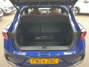 SPOTICAR Lexus Lbx 1.5 Vvt-ie Takumi E-cvt Euro 6 (s/s) 5dr Used Car - Suv Hybrid Blue - Peterborough - 1200634237_5
