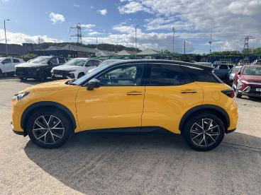 SPOTICAR Lexus Lbx 1.5 Vvt-ie Premium Plus E-cvt Euro 6 (s/s) 5dr Used Car - Suv Hybrid Yellow - Pontypridd - 1200636628_4