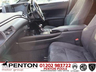 SPOTICAR Lexus Ux 2.0 250h Premium E-cvt Euro 6 (s/s) 5dr Used Car - Suv Hybrid Red - Poole - 1200548247_4