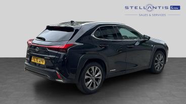 SPOTICAR Lexus Ux 2.0 250h F Sport E-cvt Euro 6 (s/s) 5dr Used Car - Suv Hybrid Black - Maidstone - 1200636815_3