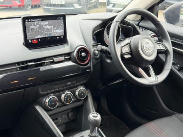 SPOTICAR Mazda 2 1.5 E-skyactiv G Mhev Homura Euro 6 (s/s) 5dr Used Car - City Car Petrol White - Billinghay - 1200586288_3