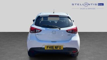 SPOTICAR Mazda 2 1.5 Skyactiv-g Se Euro 6 (s/s) 5dr Used Car - City Car Petrol White - Leicester - 1200598335_4