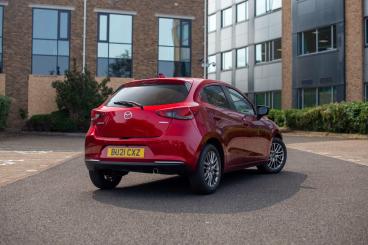 SPOTICAR Mazda 2 1.5 Skyactiv-g Mhev Gt Sport Nav Euro 6 (s/s) 5dr Used Car - City Car Petrol Red - Nuneaton - 1200612596_5