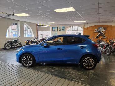 SPOTICAR Mazda 2 1.5 Skyactiv-g Sport Nav+ Euro 6 (s/s) 5dr Used Car - City Car Petrol Blue - Blairgowrie - 1200628387_5