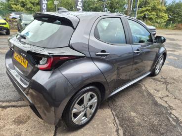 SPOTICAR Mazda 2 1.5h Exclusive-line Cvt Euro 6 (s/s) 5dr Used Car - City Car Hybrid Grey - Forfar - 1200639406_5