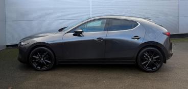 SPOTICAR Mazda 3 2.0 E-skyactiv-x Mhev Takumi Euro 6 (s/s) 5dr Used Car - Saloon Petrol Grey - Darlington - 1200571598_4