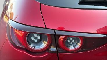 SPOTICAR Mazda 3 2.0 Skyactiv-g Mhev Sport Lux Euro 6 (s/s) 5dr Used Car - Saloon Petrol Red - Bristol - 1200582475_5