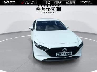 SPOTICAR Mazda 3 2.0 E-skyactiv-g Mhev Se-l Lux Euro 6 (s/s) 5dr Used Car - Saloon Petrol White - Swansea - 1200605335_2